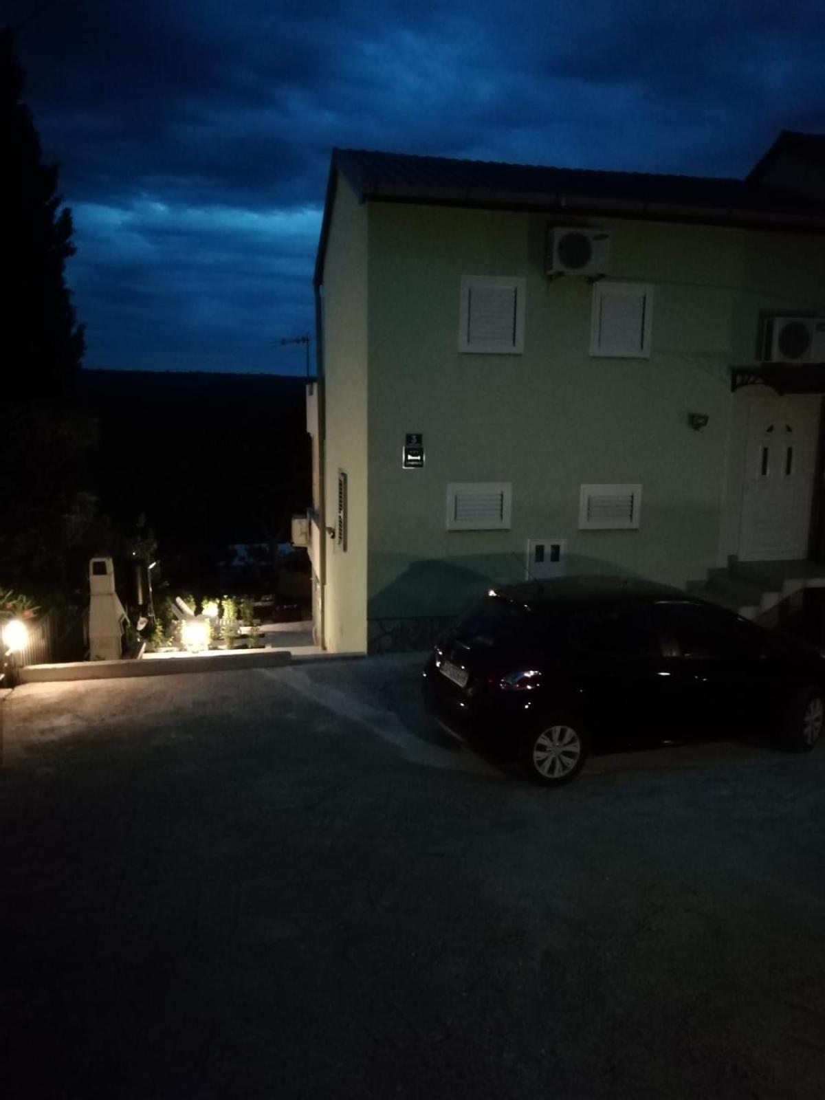 Apartmani Ana - Meka Draga Оброваць Екстер'єр фото