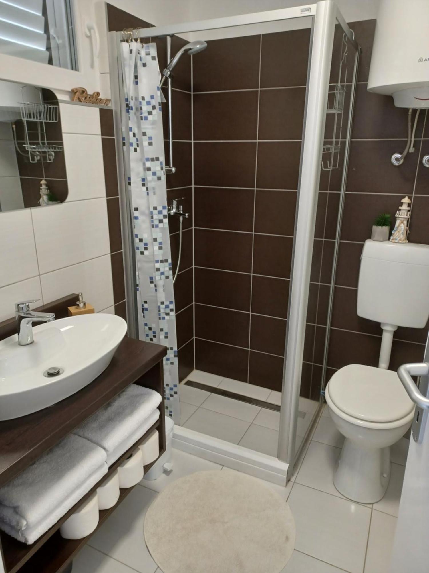 Apartmani Ana - Meka Draga Оброваць Екстер'єр фото